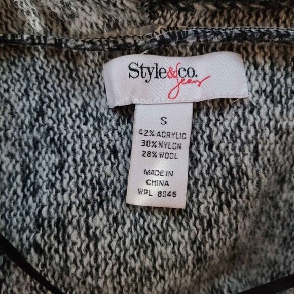 Size Small Style & Co. Cardigan - Picture 3 of 3